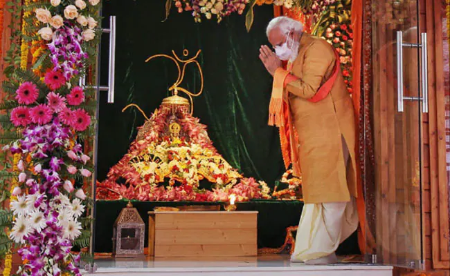 India PM Modi Inaugurates Hindu Temple On Razed Babri Mosque Site ...